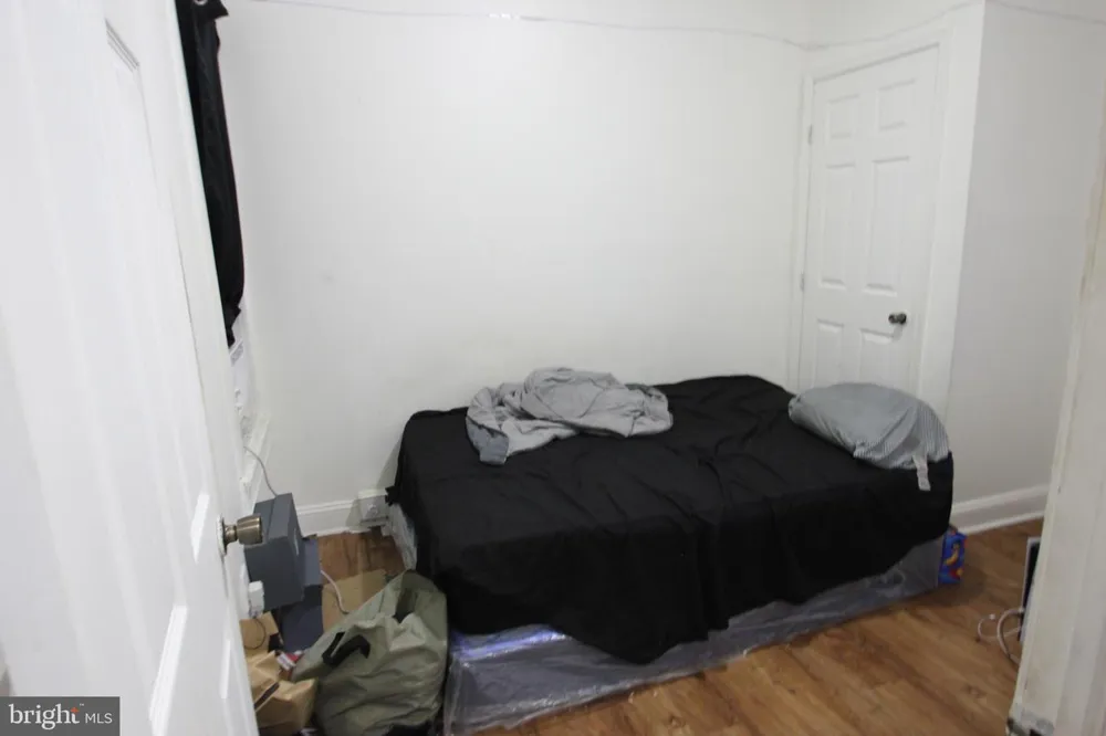 1452 ITHAN STREET Philadelphia, PA 19131