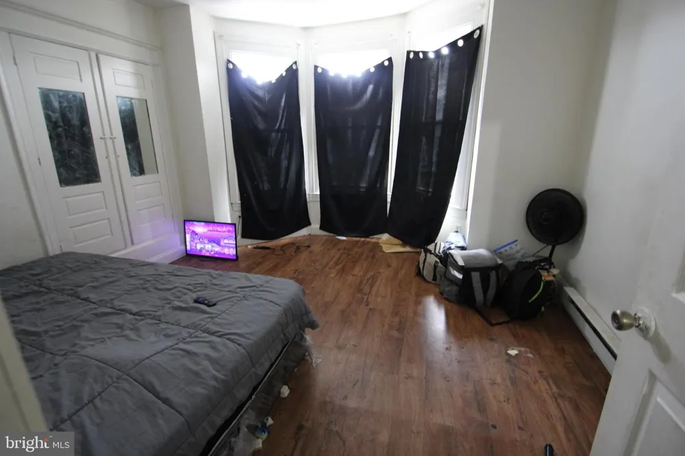 1452 ITHAN STREET Philadelphia, PA 19131