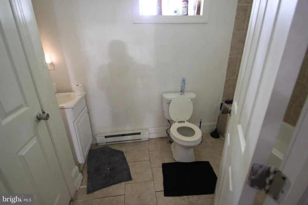 1452 ITHAN STREET Philadelphia, PA 19131