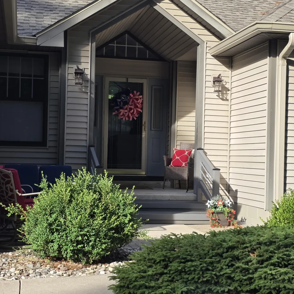 416 Rush Street Pentwater, MI 49449
