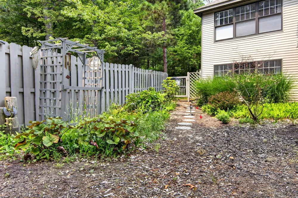 416 Rush Street Pentwater, MI 49449