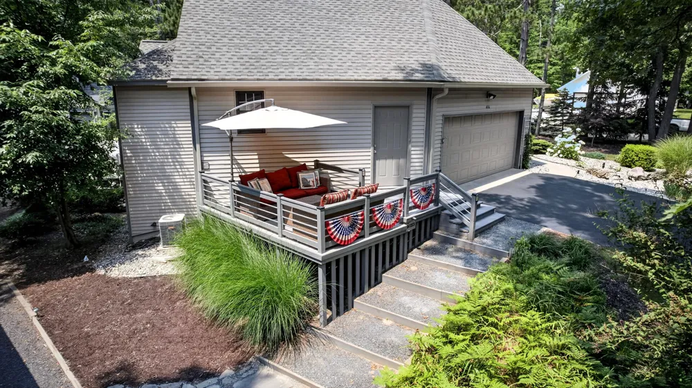 416 Rush Street Pentwater, MI 49449