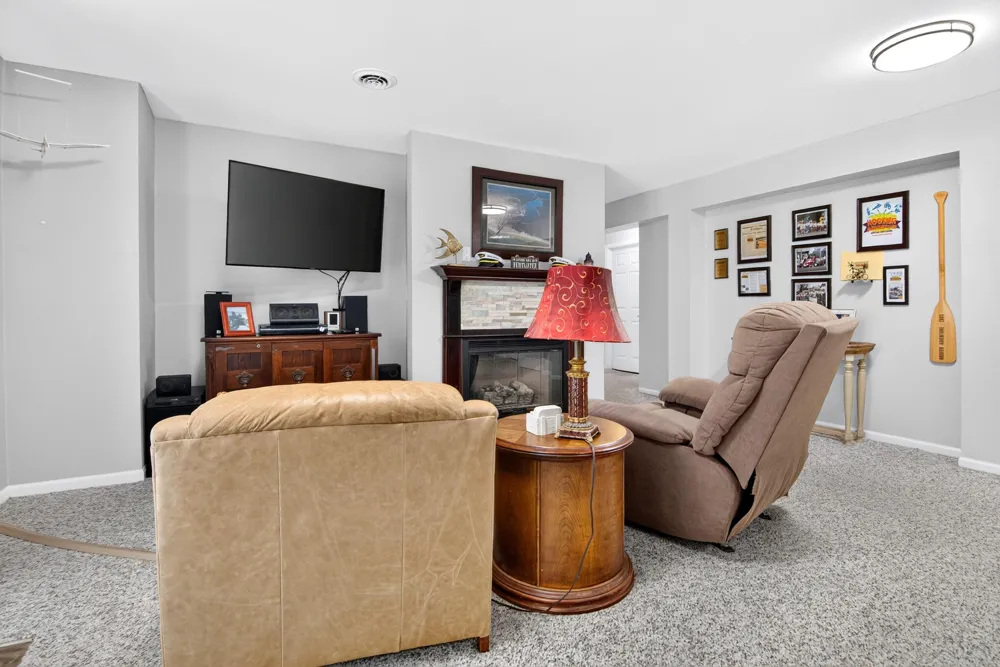 416 Rush Street Pentwater, MI 49449