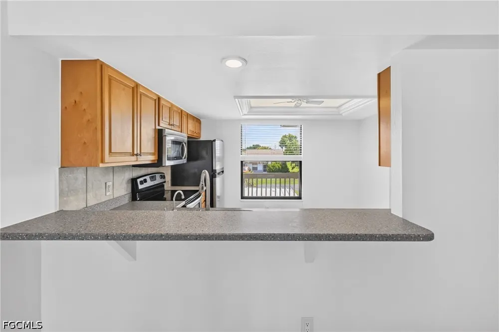 SW 8th Place #201 Cape Coral, FL 33914