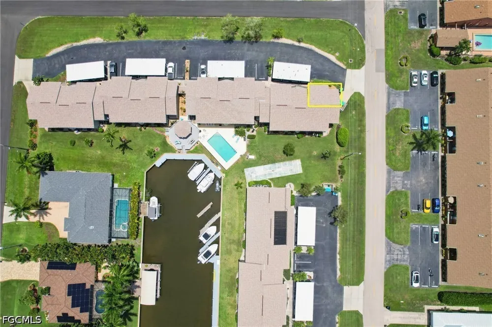 SW 8th Place #201 Cape Coral, FL 33914