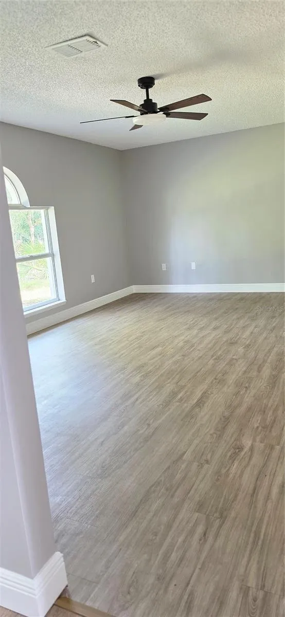 2861 BLACKBURN AVENUE Deltona, FL 32738