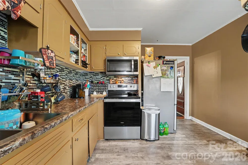 109 S Pine Street Lowell, NC 28098
