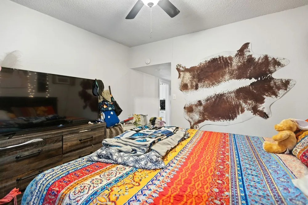 801 Oak Street Bonham, TX 75418