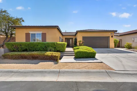 42820 Gazapo Court