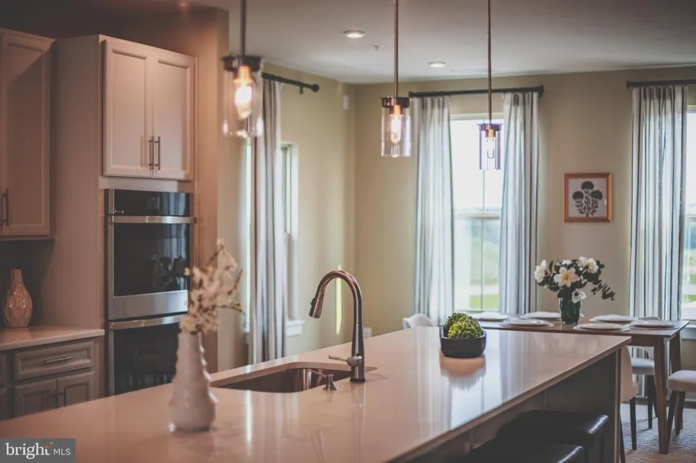 24274 THURSO SQUARE Dulles, VA 20166