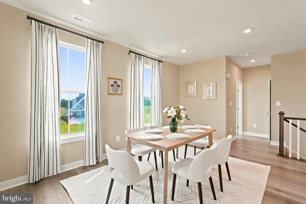 24274 THURSO SQUARE Dulles, VA 20166