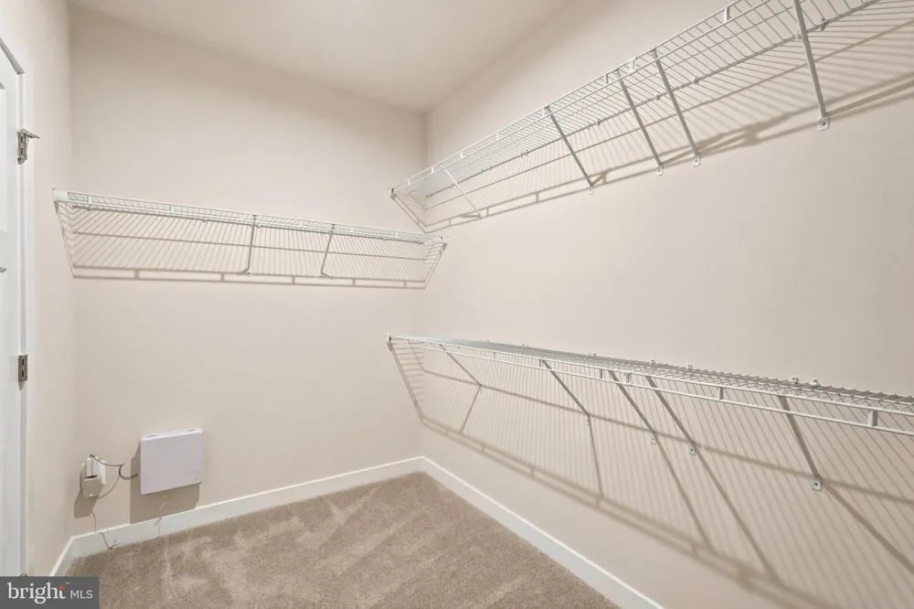 24274 THURSO SQUARE Dulles, VA 20166