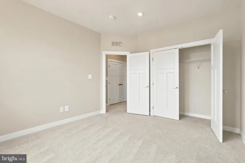 24274 THURSO SQUARE Dulles, VA 20166