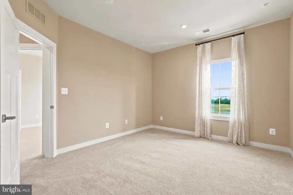 24274 THURSO SQUARE Dulles, VA 20166