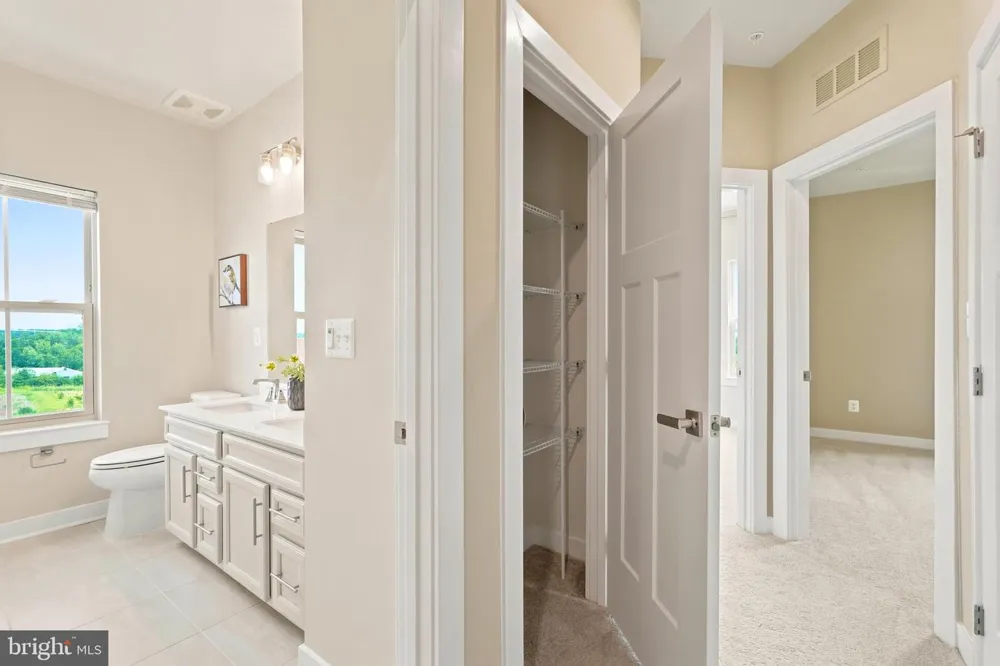 24274 THURSO SQUARE Dulles, VA 20166