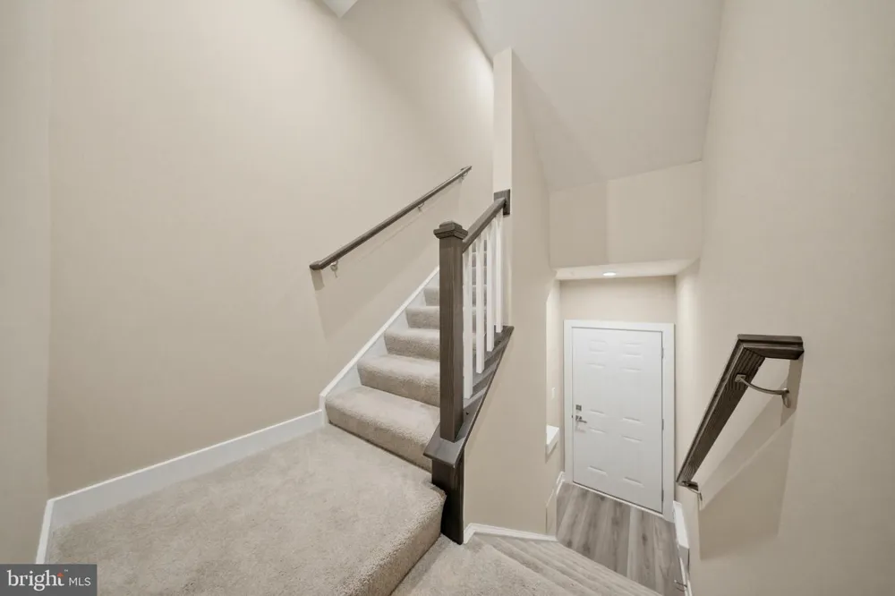 24274 THURSO SQUARE Dulles, VA 20166