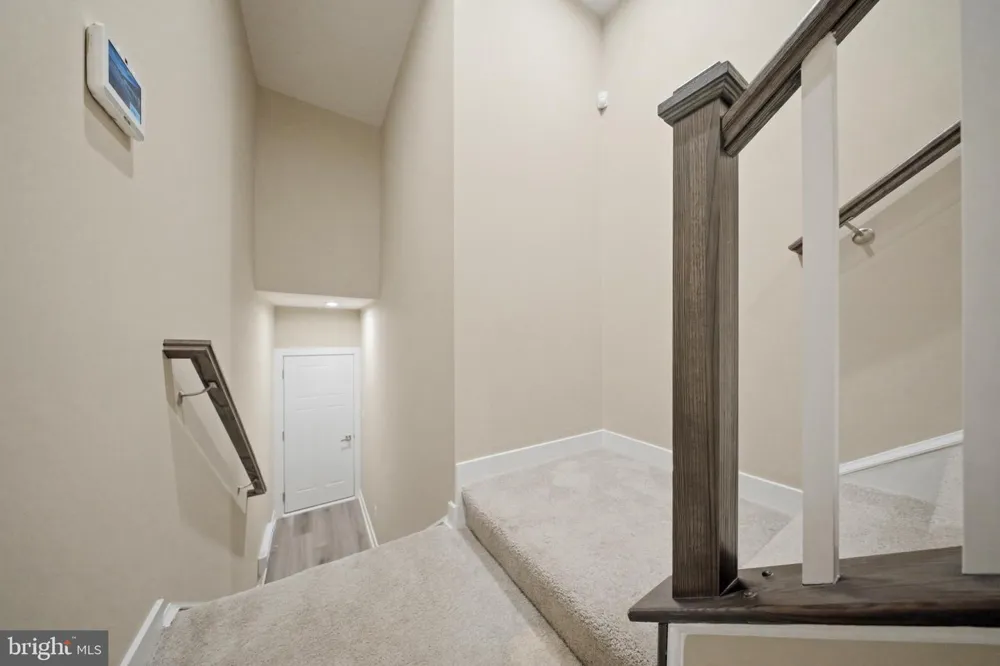24274 THURSO SQUARE Dulles, VA 20166