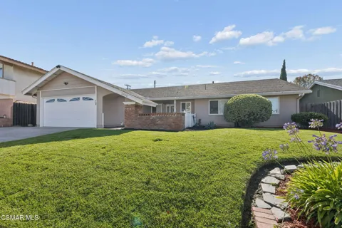 2066 Dwight Avenue