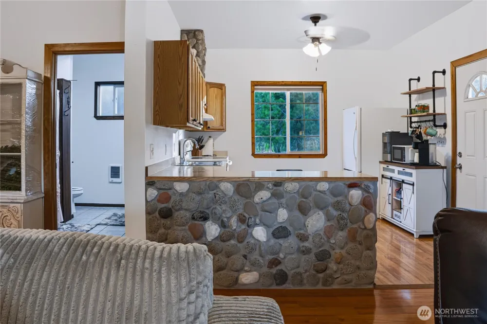 155 Tamarack Road Tonasket, WA 98855