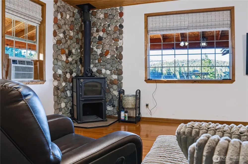 155 Tamarack Road Tonasket, WA 98855