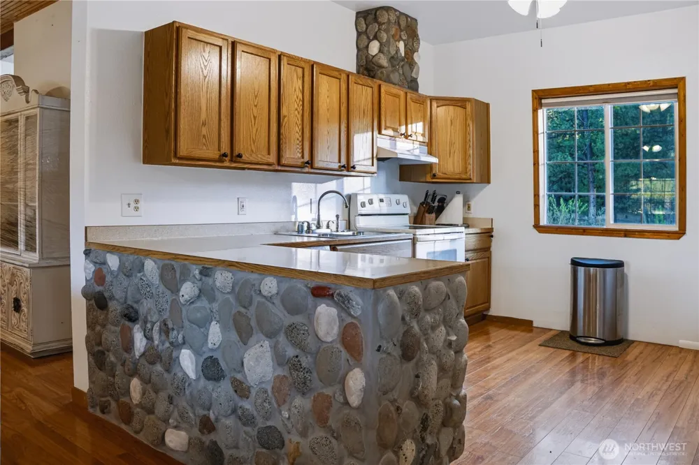 155 Tamarack Road Tonasket, WA 98855