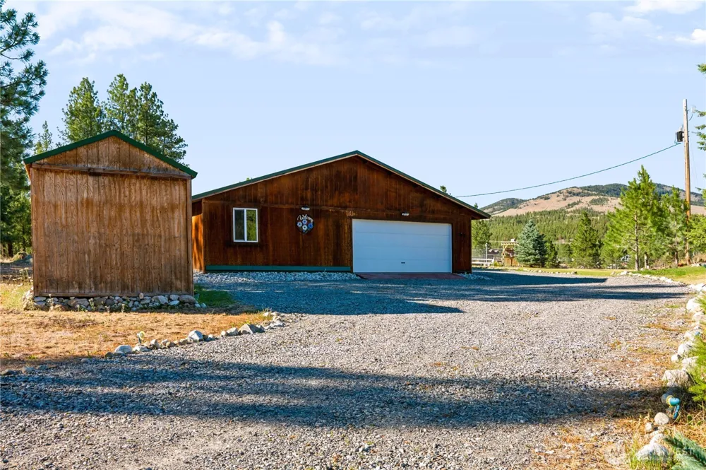 155 Tamarack Road Tonasket, WA 98855