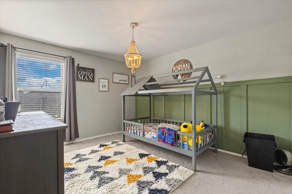 104 Cressida Cove Jarrell, TX 76537