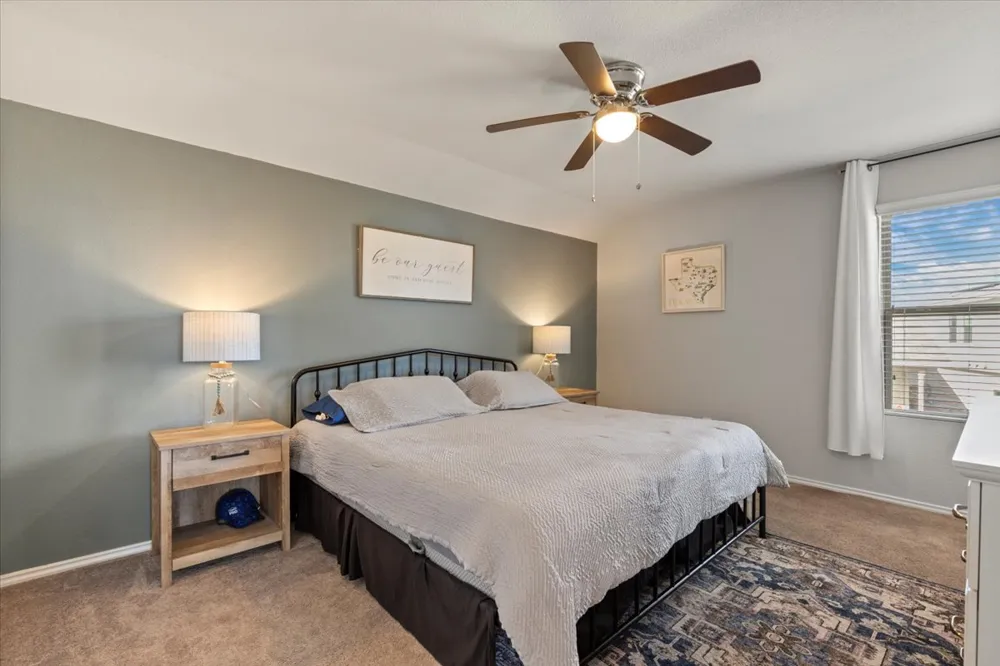 104 Cressida Cove Jarrell, TX 76537