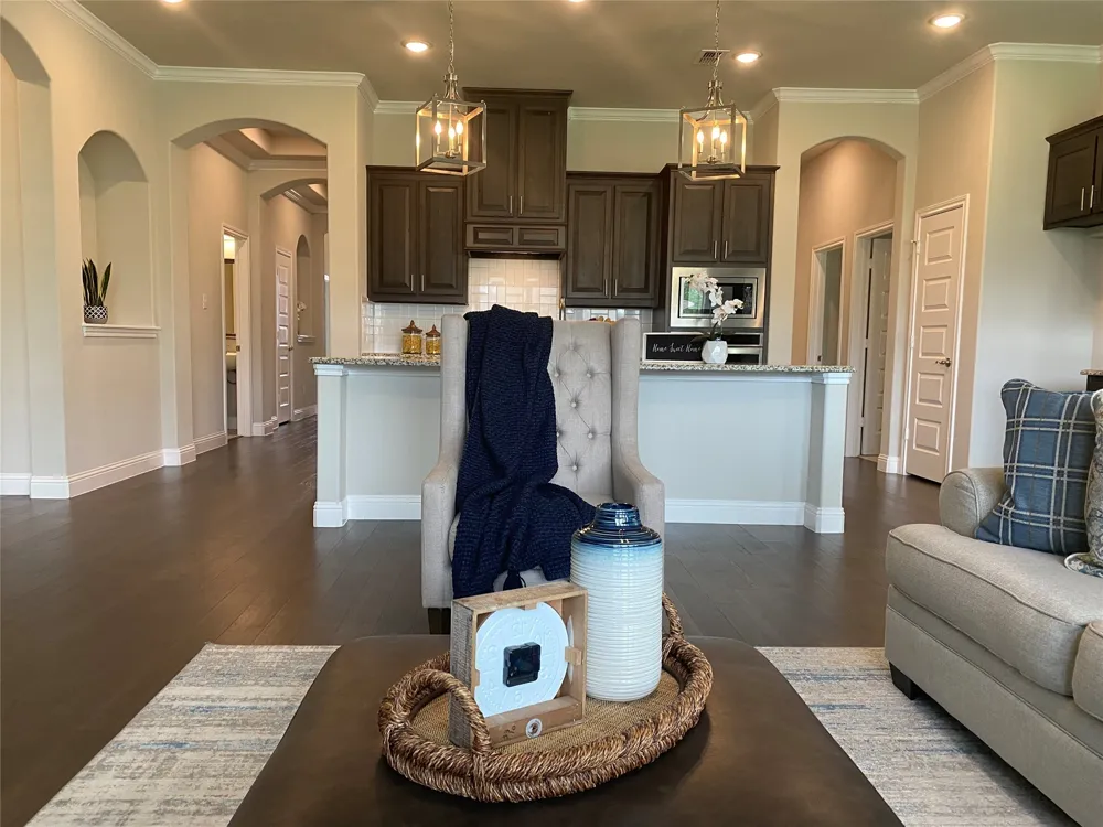 209 Johnson Street Granbury, TX 76048