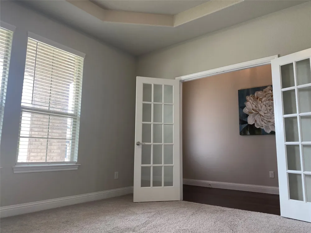 209 Johnson Street Granbury, TX 76048