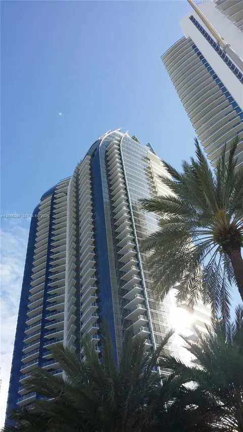 17121 COLLINS AV #2306