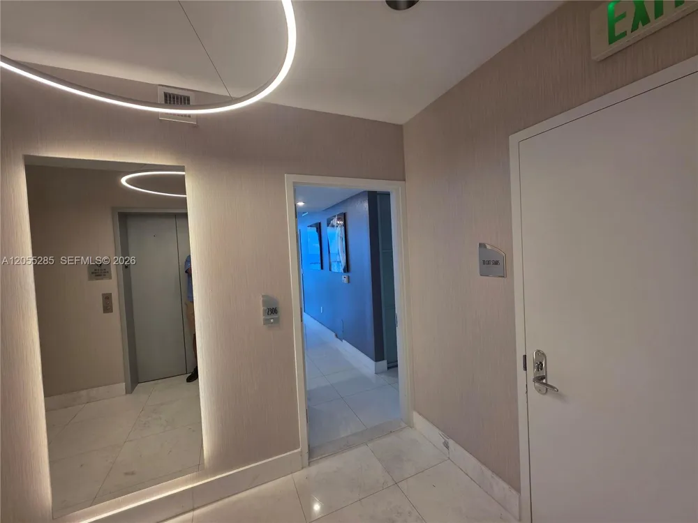 17121 COLLINS AV #2306 Sunny Isles Beach, FL 33160