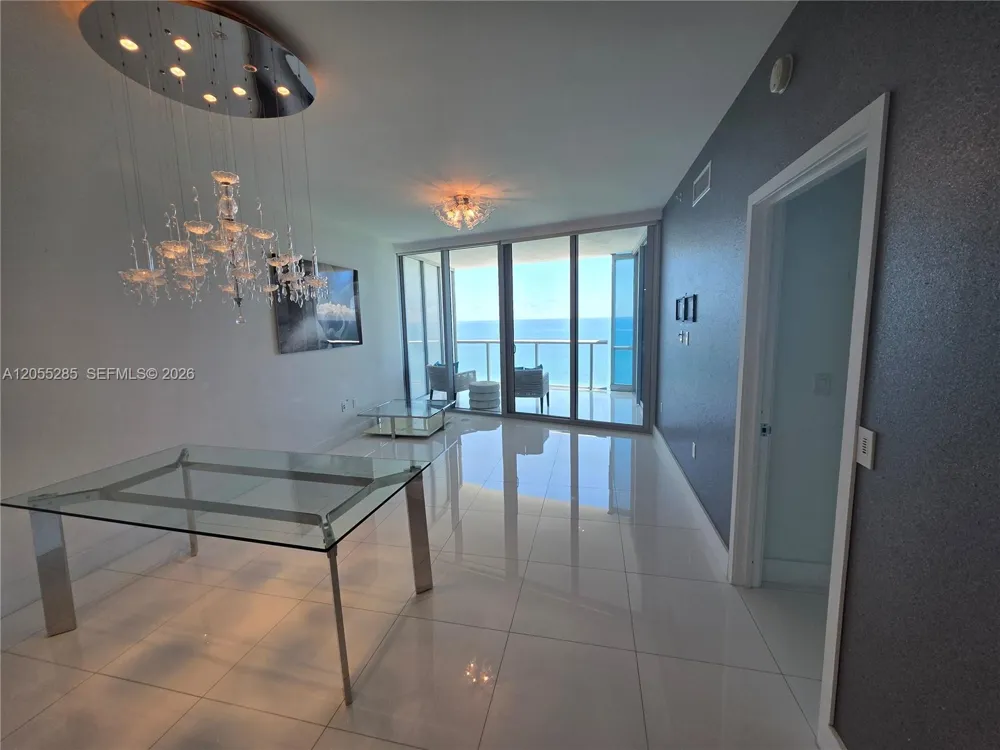 17121 COLLINS AV #2306 Sunny Isles Beach, FL 33160