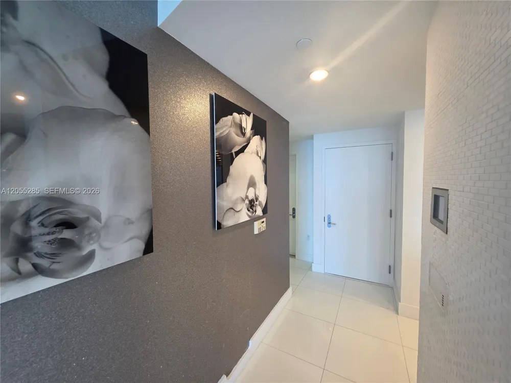 17121 COLLINS AV #2306 Sunny Isles Beach, FL 33160