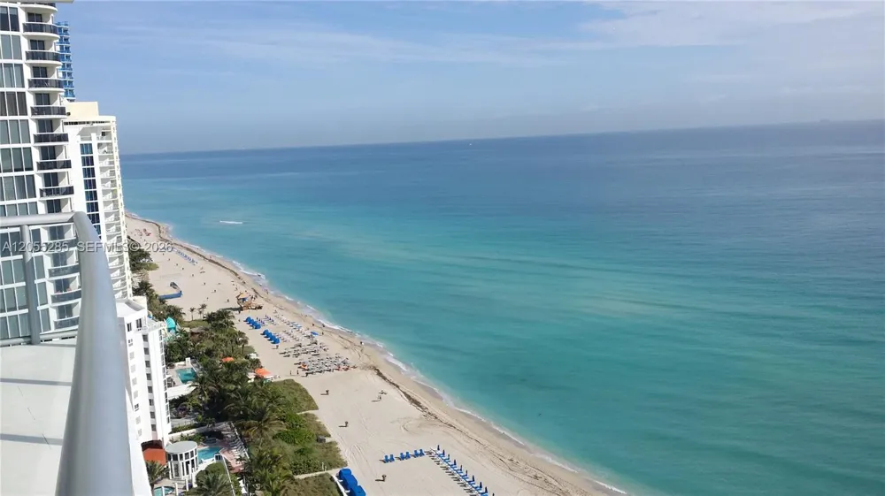 17121 COLLINS AV #2306 Sunny Isles Beach, FL 33160