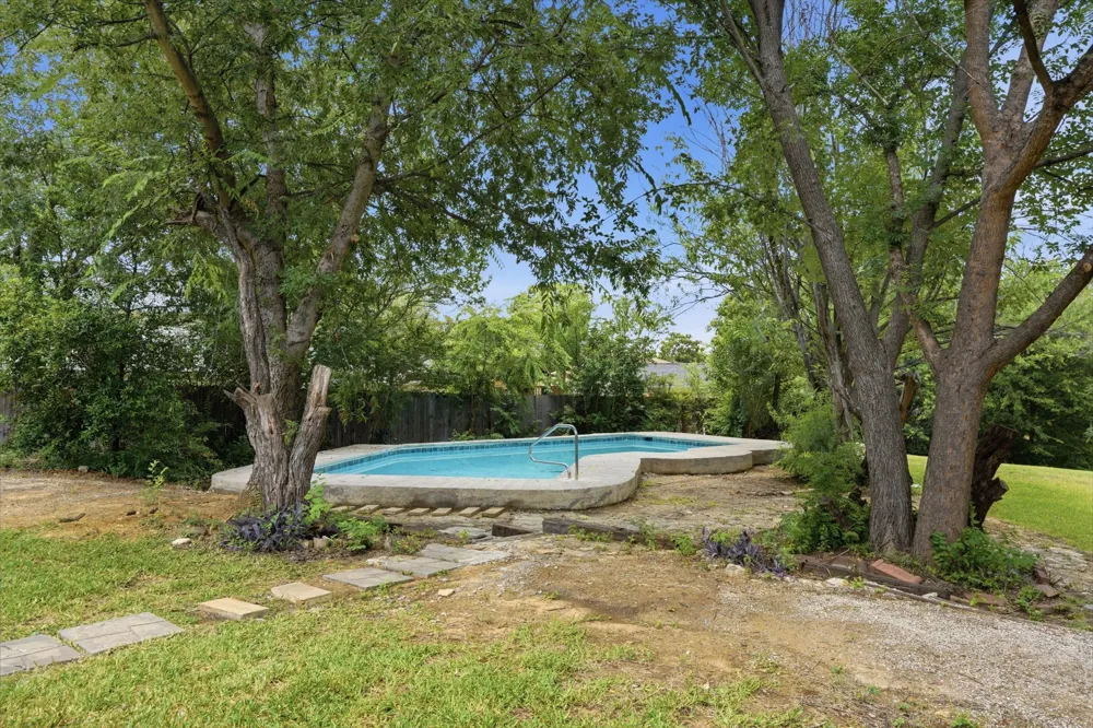 6505 Riviera Drive North Richland Hills, TX 76180