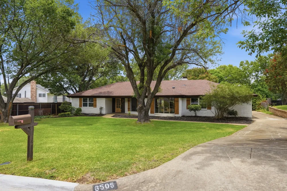 6505 Riviera Drive North Richland Hills, TX 76180