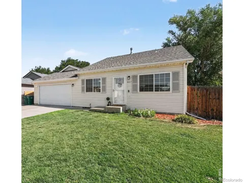 3227 Red Tail Way