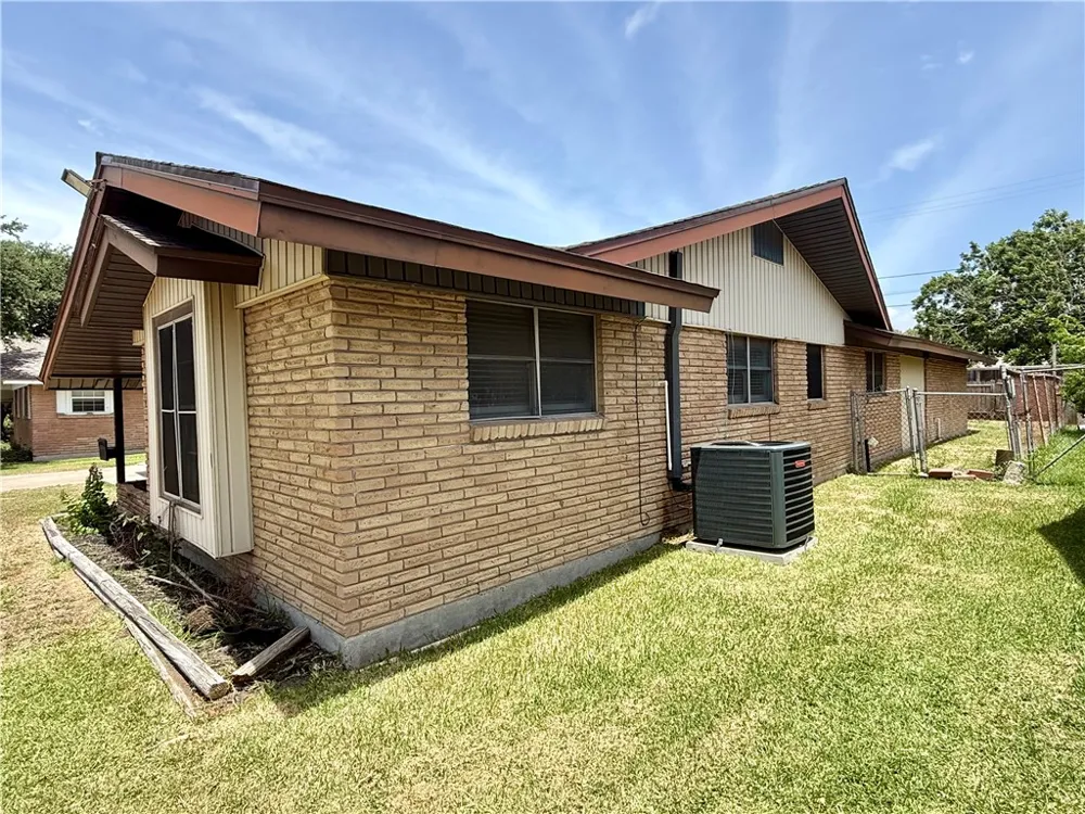 119 Rice Dr Drive Portland, TX 78374