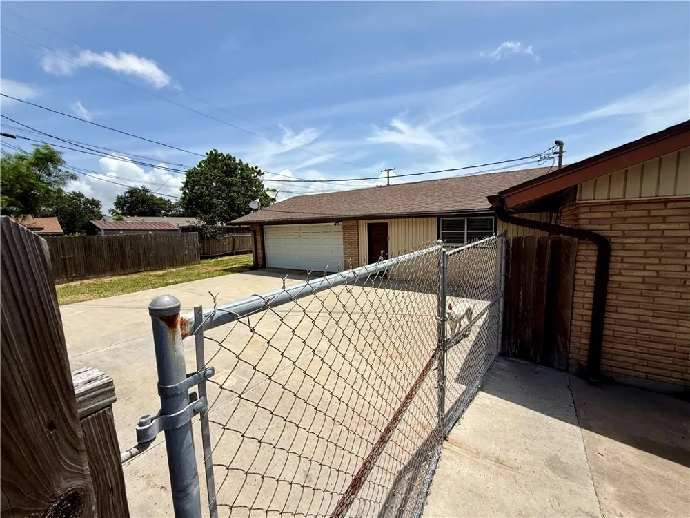 119 Rice Dr Drive Portland, TX 78374