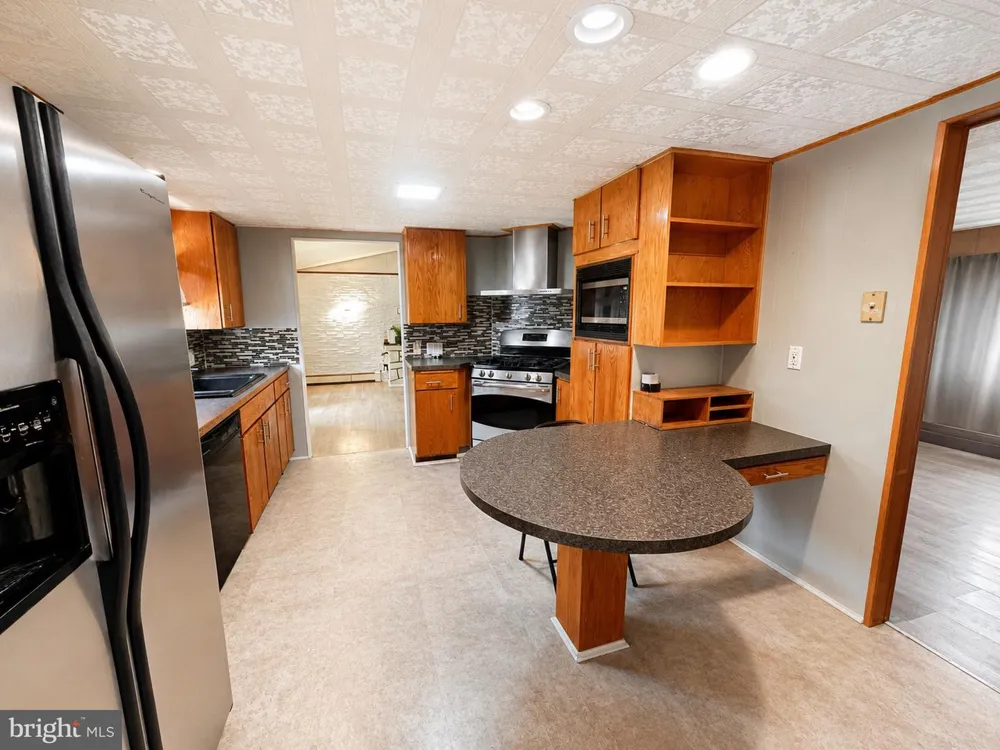 402 NOBLE STREET Lebanon, PA 17042