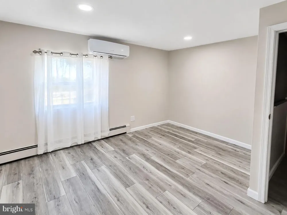 402 NOBLE STREET Lebanon, PA 17042