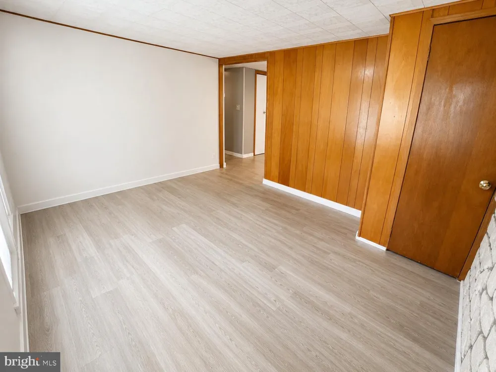 402 NOBLE STREET Lebanon, PA 17042