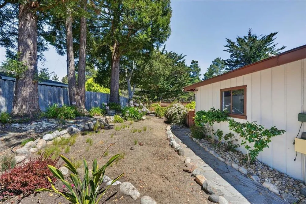 25390 Tierra Grande Drive Carmel, CA 93923