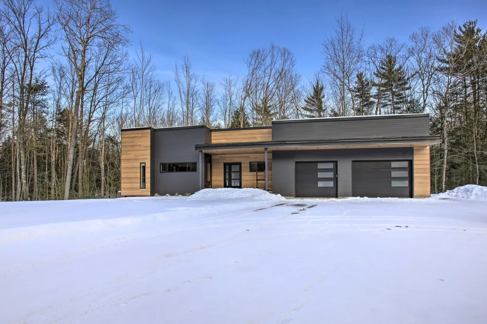 343 Dubonnet Trail Interlochen, MI 49643