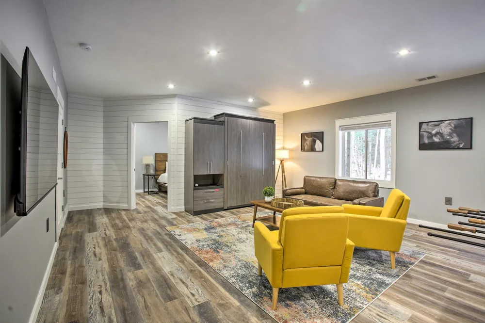 343 Dubonnet Trail Interlochen, MI 49643
