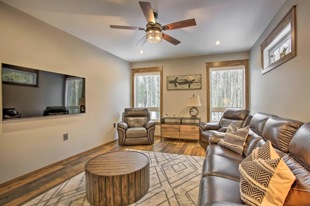 343 Dubonnet Trail Interlochen, MI 49643