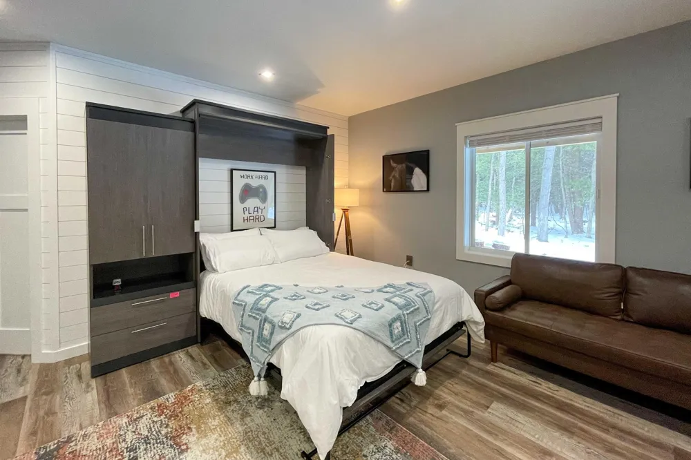 343 Dubonnet Trail Interlochen, MI 49643