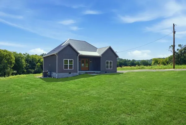 200 Dement Road Normandy, TN 37360