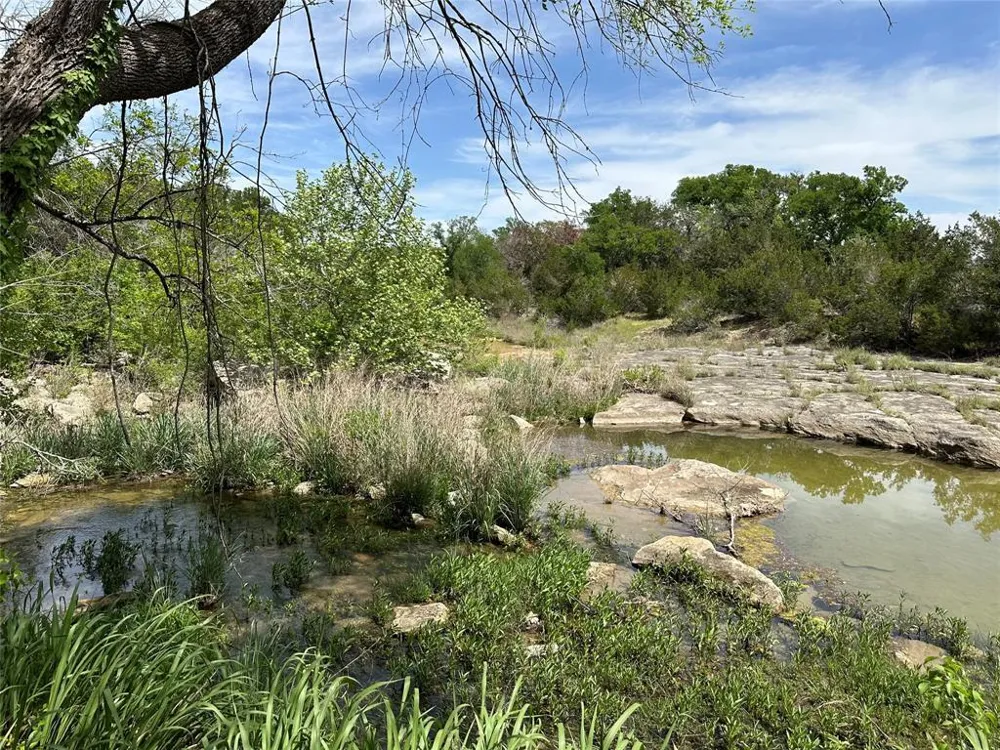 132 Quiet Oak Cove Liberty Hill, TX 78642